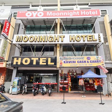 Oyo 89381 Moonnight Hotel Batu Caves Exteriér fotografie